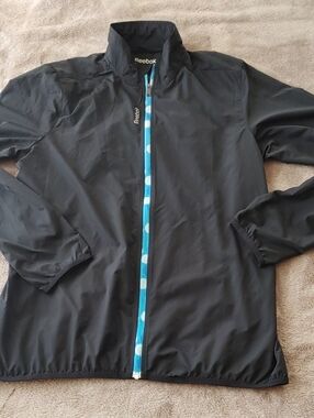 Reebok Black Windbreaker with Blue Trim Sz LG